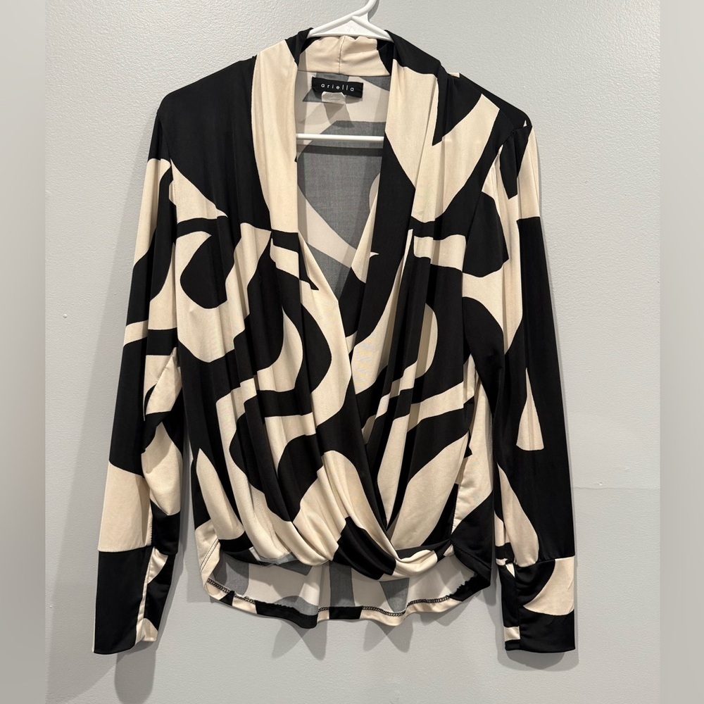 Ariella Black & Cream Abstract Print Draped Surplice Blouse Size M